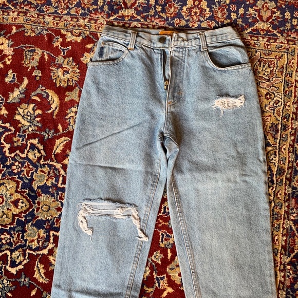 Vintage Distressed Mom Jeans - Picture 2 of 5
